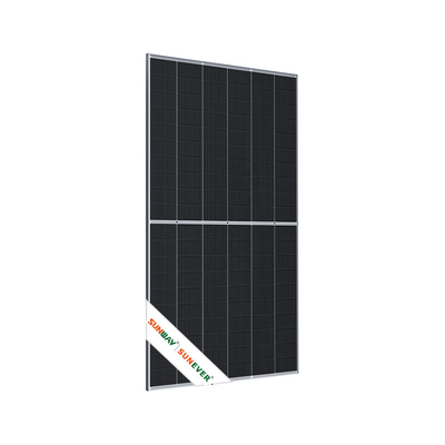 Panneaux solaires photovoltaïques de 620 watts certifiés Inmetro à demi-cellule Perc 210 mm pour les résidences