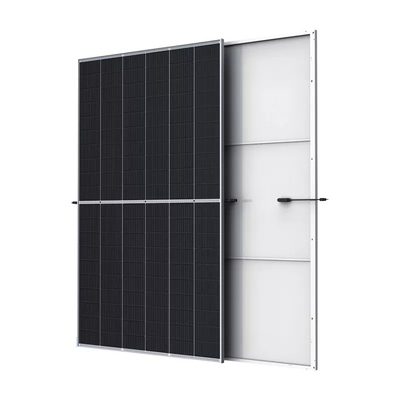 Panneaux solaires photovoltaïques de 620 watts certifiés Inmetro à demi-cellule Perc 210 mm pour les résidences