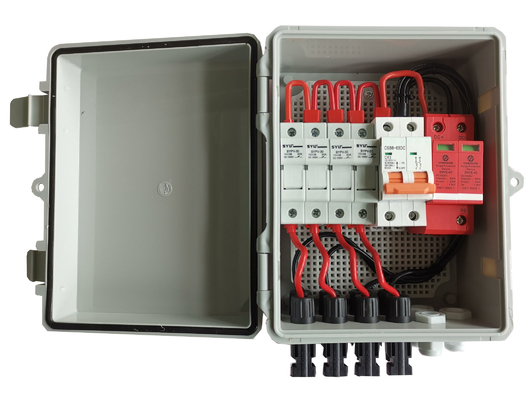 32A boîte combinatrice à cordes solaires pour véhicules récréatifs Système d'énergie solaire