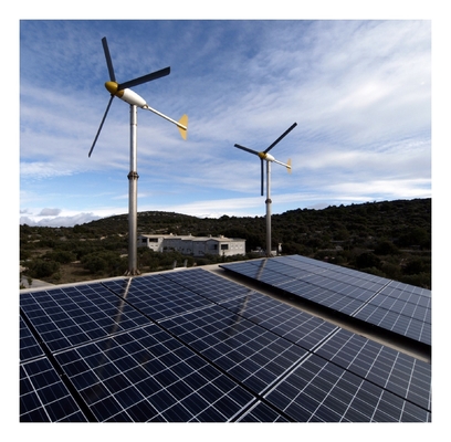Système d'énergie éolienne personnalisé 3kw 5kw 10kw éolienne solaire hors réseau avec batterie Lifepo4