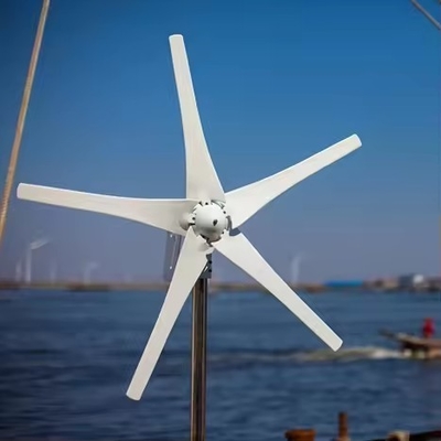 Système hybride d'énergie solaire et éolienne 3kw 5kw 10kw hors réseau et batterie gel durable