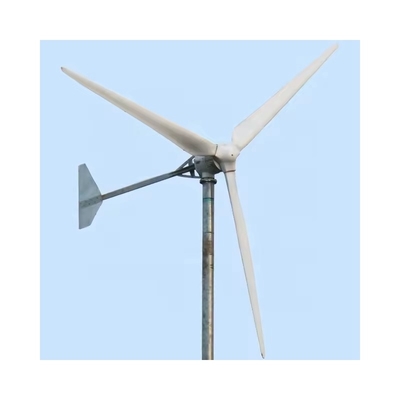 Turbine éolienne Systèmes d'énergie hybride éolienne et solaire avancés pour la production électrique domestique