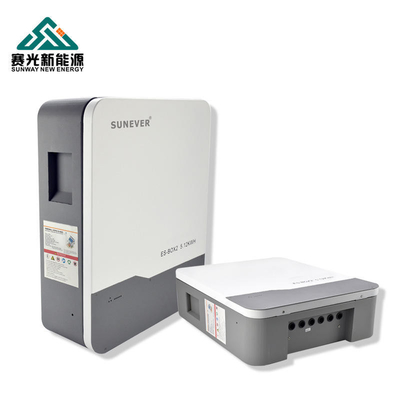 Batterie au phosphate LiFePO4 de 5 kWh 10 kWh montée sur le mur pour système de stockage d'énergie solaire