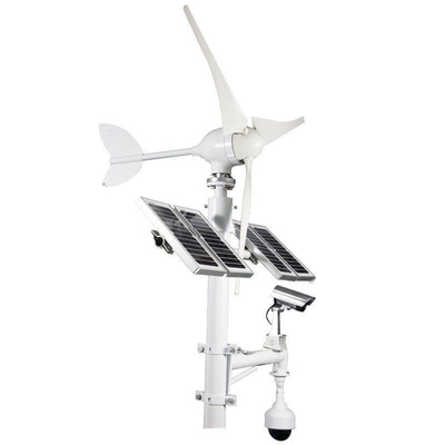 Lampadaire solaire LED hybride éolien intelligent 300W 600W avec caméra CCTV 4G 5G