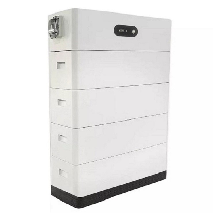 Piles solaires au lithium-ion à pile 48v 100ah 200ah 5kwh pour les systèmes solaires tout en un