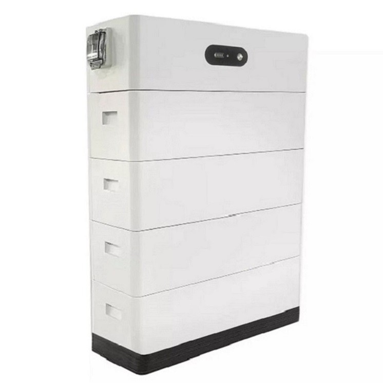 Batteries modulaires LiFePO4 à haute capacité de 48 V empilables 100h 200h pour le mur d'énergie solaire